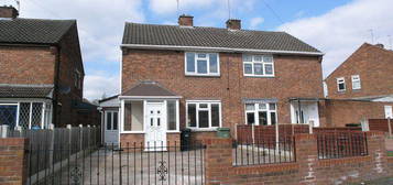 2 bedroom semi-detached house to rent