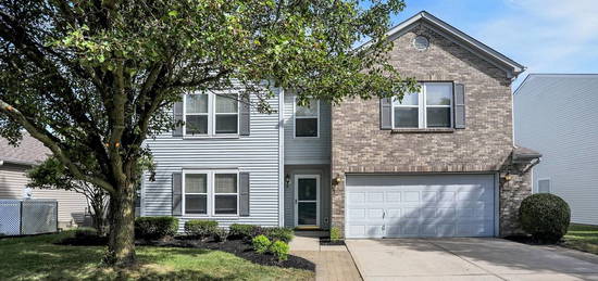 10186 Apple Blossom Cir, Fishers, IN 46038