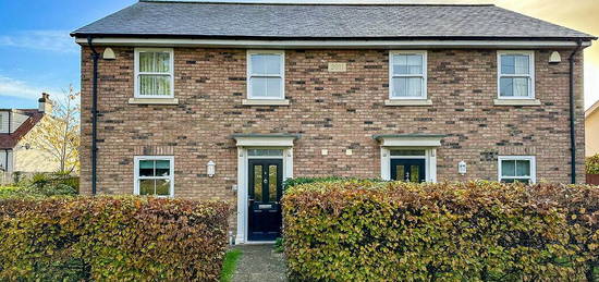 3 bedroom semi-detached house