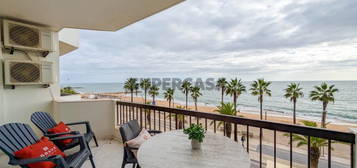 Primeira linha de Mar Apartamento T2 venda Quarteira