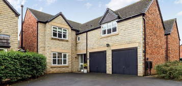 5 bedroom detached house for sale