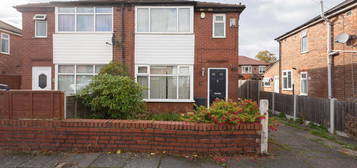 3 bed semi-detached house for sale