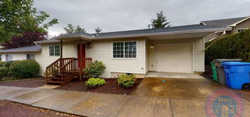 10903 SE Knapp St, Portland, OR 97266