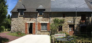 Deux maisons campagnardes l'un habitable et l'autre à rénover e bordure de forêt de Brocéliande à Paimpont