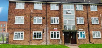 2 bedroom ground floor flat for sale