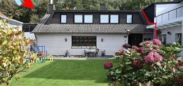 Einfamilienhaus mit Einliegerwohnung großem Grundstück am Wald in Herne prov. frei zu verkaufen!