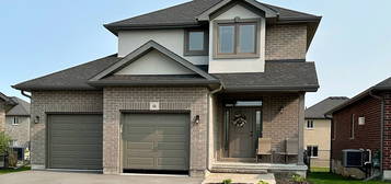 66 Farmington Cres, Belleville, ON K8N 0J8