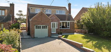 3 bed detached house for sale