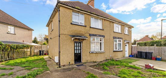 3 bed semi-detached house for sale