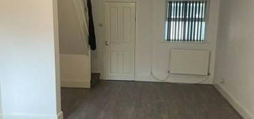 2 bedroom terraced house