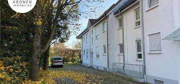 Gemütliche 2 Zimmer-Dachgeschosswohnung mit Balkon u. Stellplatz in Ludwigsfeld