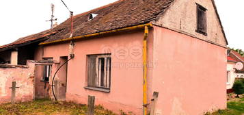 Rodinný dům, 72 m² + 126 m² pozemek, Lesonice