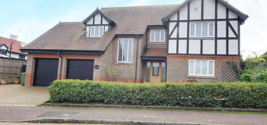 Detached house for sale in The Gateways, Goffs Oak, Waltham Cross EN7