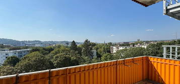 Helle 2-Zimmer-Wohnung mit Weitblick über Saarbrücken