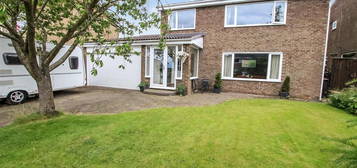 4 bed detached house for sale