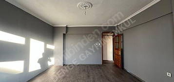 BUCA FIRAT MAH_DE KİRALIK 2+1 D'GAZLI DAİRE