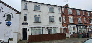 5 bed shared accommodation to rent