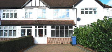 Terraced house to rent in Manor Park Road, West Wickham BR4