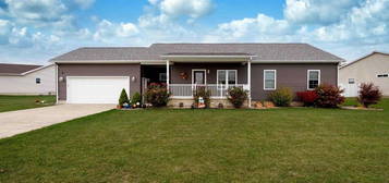 303 Nathan Dr, Clyde, OH 43410