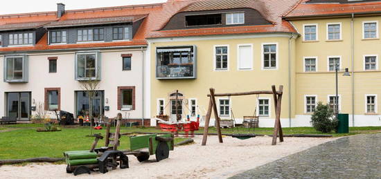 Erstklassige Wohnung in wunderschöner Lage -Reihenhaus-5 Zimmer