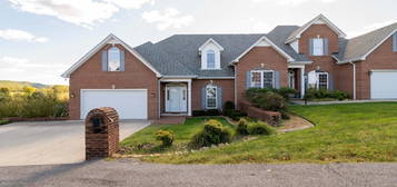 202 Houston Hills Dr, Woodbury, TN 37190