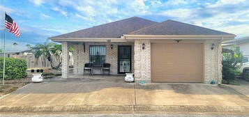 180 Chippewa Cir, Harlingen, TX 78552