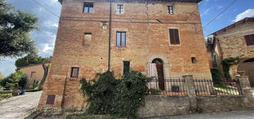 Casa o villa in vendita in località Caioncola, 1 e