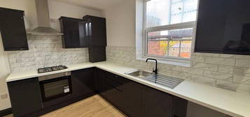 2 bed flat to rent