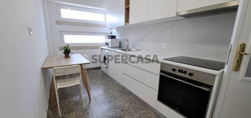 Apartamento T2 para arrendamento anual na Nazaré