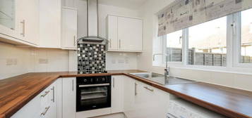 3 bed terraced house to rent