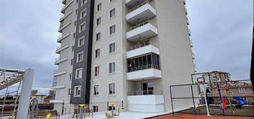 ONE TOWERDA KRALIK 250 m2 4+1 SIFIR DARE