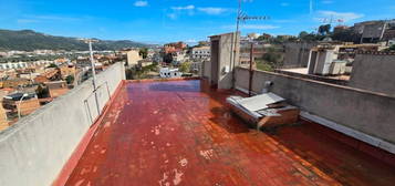 Casa adosada en venta en Carrer Avila, Sant Vicenç Dels Horts