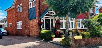 4 bedroom semi-detached house