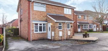 2 bedroom semi-detached house for sale