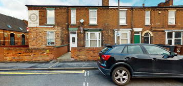 4 bedroom terraced house