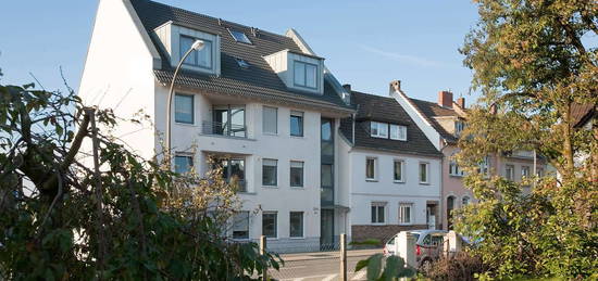 Bonn-Beuel, gut geschnittene 2-Zimmer-Wohnung mit Terrasse