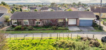 4 bedroom detached bungalow for sale