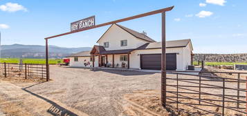 1690 E  Bench Rd, Antimony, UT 84712