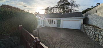 3 bedroom detached bungalow