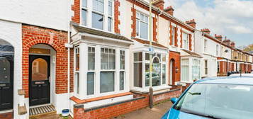 5 bedroom terraced house