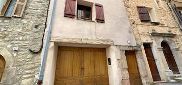 Maison de village à Figanières - Opportunité rare avec garage