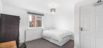 6 bed shared accommodation to rent