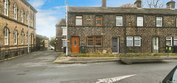 Cottage to rent in Wilsden Road, Harden, Bingley BD16