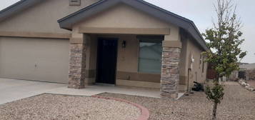 5810 Durill St, Sunland Park, NM 88008