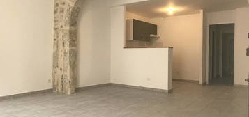 Location appartement 4 pièces 84 m²