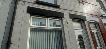 2 bedroom terraced house