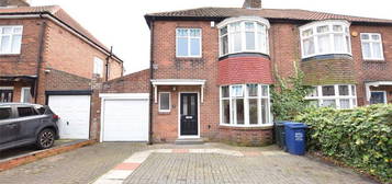 3 bedroom semi-detached house to rent