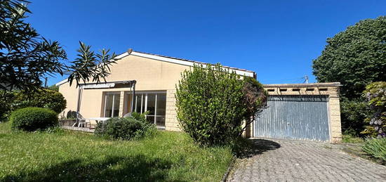 Maison de plain-pied  à vendre, 5 pièces, 3 chambres, 103 m²