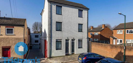 1 bedroom semi-detached house