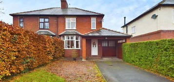 3 bed semi-detached house for sale